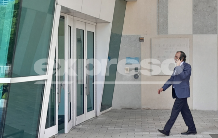 Incidencias. Carlos Pólit, excontralor en la época del correísmo, en el exterior del edificio judicial, en Miami.