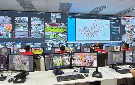 La nueva sala de monitoreo cuenta con un nuevo software de inteligencia artificial.