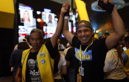 Simpatizantes del candidato José Raúl Mulino, el delfín del inhabilitado exgobernante Ricardo Martinelli,