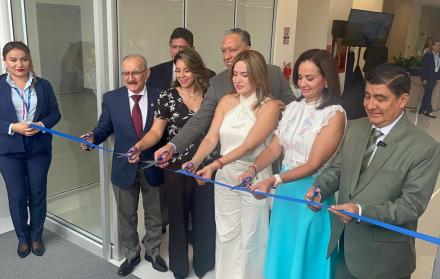 Se inauguró el Hospital Docente Semedic UCSG.