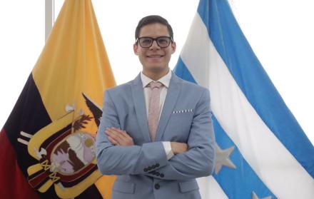 JOSUE DUMANI