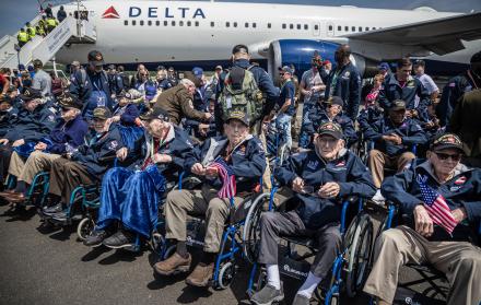 Los últimos veteranos de Normandía vuelven por última vez