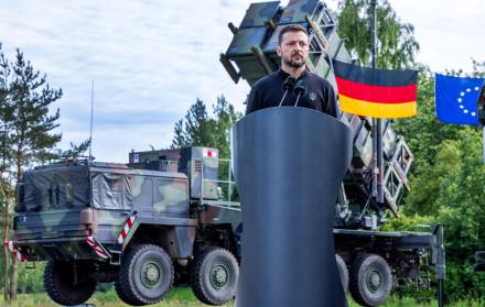 Volodímir Zelenski viajó a la capital de Alemania para un encuentro con sus aliados, donde abordarán la reconstrucción de Ucrania.