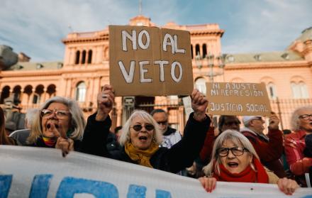 PROTESTA JUBILADOS ARGENTINA