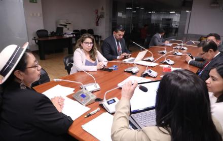 Comisión Ocasional conformada para la fiscalización y control político de presuntas irregularidades en la administración pública