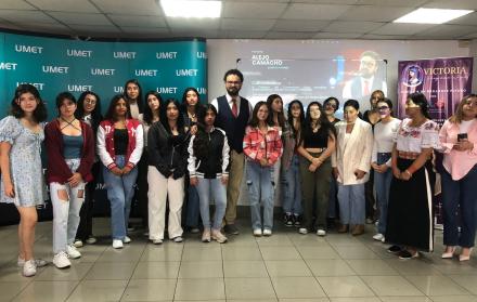 Fundación cultural capacita a mujeres