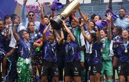 Dragonas Independiente del Valle se impuso ante Barcelona.