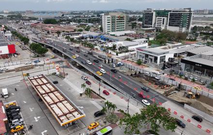 PASO ELEVADO AVENIDA DE LAS AMERICAS