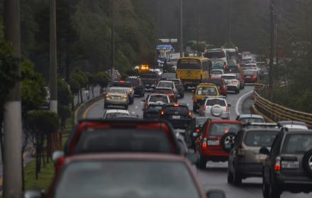 TRAFICO EN QUITO (14180975)
