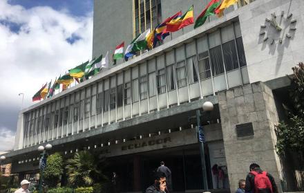 BANCO CENTRAL DEL ECUADOR+fuga de capitales+economía
