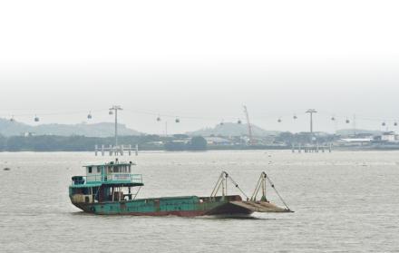 Río Guayas Guayaquil embarcaciones