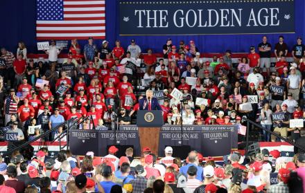 Donald Trump celebra en Michigan