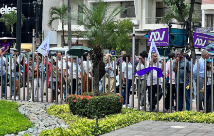 ADN mantiene conversaciones con asambleístas electos para llegar a la Asamblea Nacional con 77 legisladores.