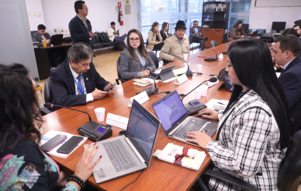 Comisión Ocasión para tratar sobre la instalación de bases militares extranjeras