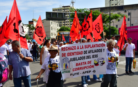Marchas en Guayaquil por el Día del Trabajo.