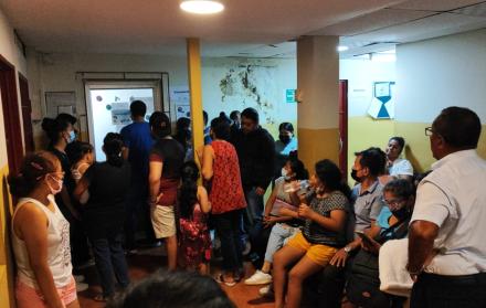 Filas por vacunación de fiebre amarilla
