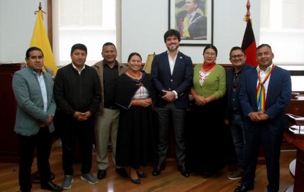 El ministro José De La Gasca anunció un acercamiento con Pachakutik.