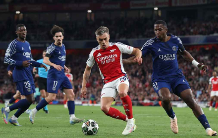 willian pacho psg