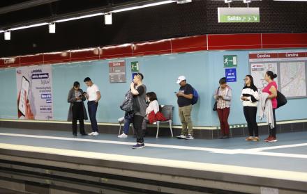 Los usuarios del Metro de Quito reportaron fallas en el servicio por segundo día consecutivo.
