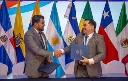 Senae+acuerdo El Salvador