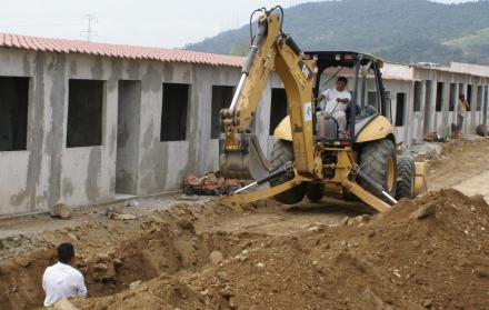 El sector de la construcción en Ecuador se mantiene estancado por la crisis y otros factores.