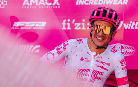 Richard Carapaz, EF Education-EasyPost, ciclismo, Giro de Italia, favorito