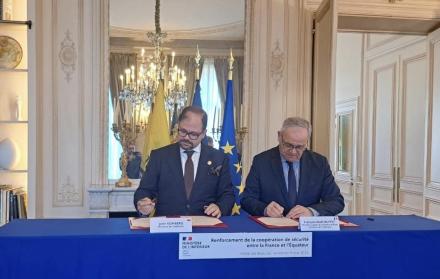 Cooperación seguridad Francia y Ecuador