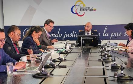 Godoy, Goyes y Yupangui votaron a favor de destituir a los jueces y exsecretarios por procesos disciplinarios.
