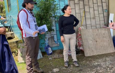 Visitas. Funcionarios realizan campañas en el Chocó Andino contra los mosquitos que contagian de fiebre amarilla.