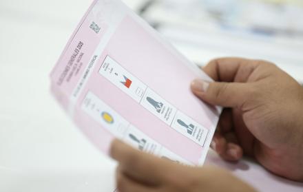 En el balotaje, los votantes ejercían su derecho en una sola papeleta.