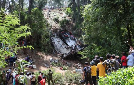 More than 20 killed a (14574029)
