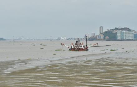Dragado Río Guayas