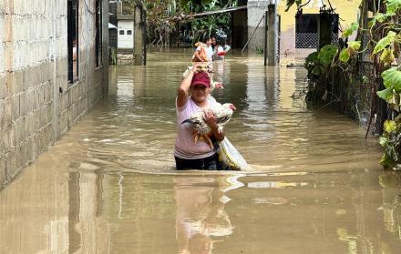Los organismos de socorro continúan en alerta, mientras los damnificados esperan la ayuda urgente del Estado.