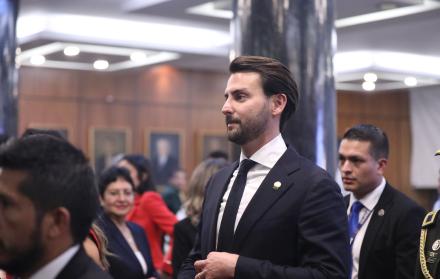NIELS OLSEN RUEDA DE PRENSA ASAMBLEA