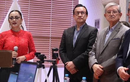 Óscar Ayerve (d) buscaba que se deje sin efecto la posesión de David Rosero (c), pues él fue destituido del CPCCS.