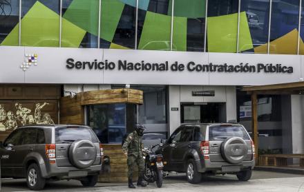Fachada del edificio del Servicio de Contratación Pública