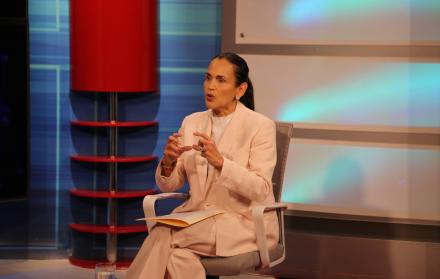 La ministra de Energía Inés Manzano anunció la negociación con un grupo de España.