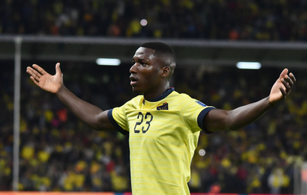 Moisés Caicedo en la selección de Ecuador.