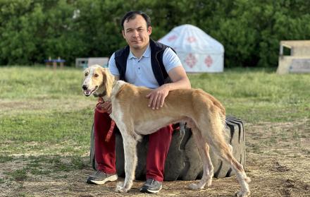Kazajistán está tratando de recuperar la población de la raza de perro nacional, los tazis