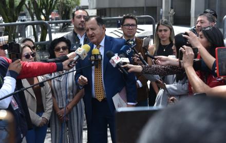 El abogado Carlos Bravo auspicia la denuncia del correísmo sobre la tinta de los esferográficos usados en el balotaje del 13 de abril