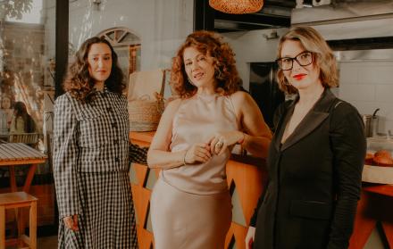 Boker Tov: El café que convierte desayunos en experiencias culturales