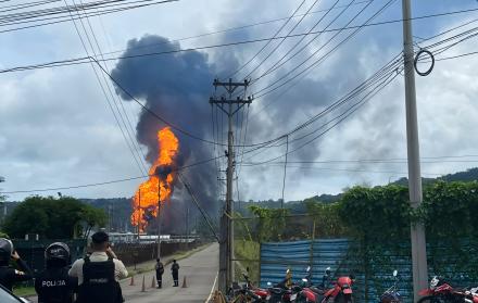 INCENDIO EN REFINERIA