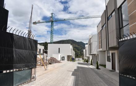 CONSTRUCCIONES EN EL (14683676)