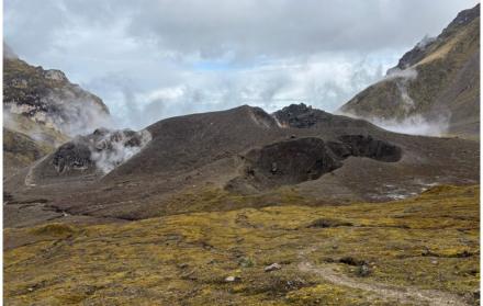 El volcán Guagua Pichincha ha registrado un aumento en la cantidad de gases que emana y los focos de calor.