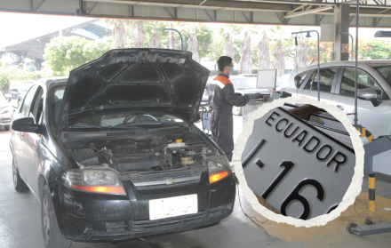 revisión vehicular matriculación placas tránsito ARCHIVO