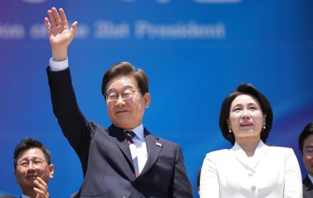 Corea del Sur, Lee Jae-myung y su esposa Kim Hea Kyung