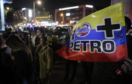 atentado miguel uribe