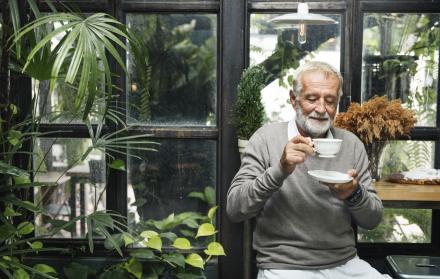El secreto del café: ¿Por qué los científicos lo vinculan con un envejecimiento saludable?