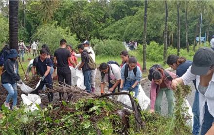 Jóvenes en Acción realizaron limpieza en Área de Recreación Parque Lago