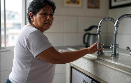 Corte de agua vía a la costa
